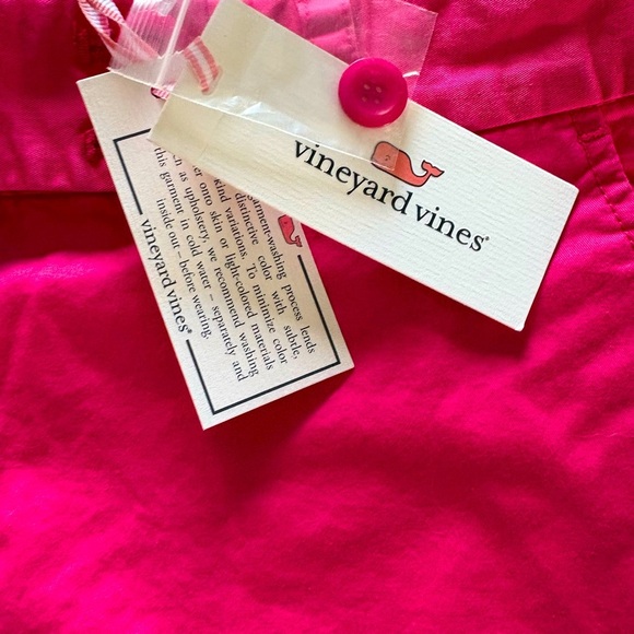 Pink (Rhododendron) Vineyard Vines Women's Dayboat Shorts, Size 0
NWT - Picture 2 of 8